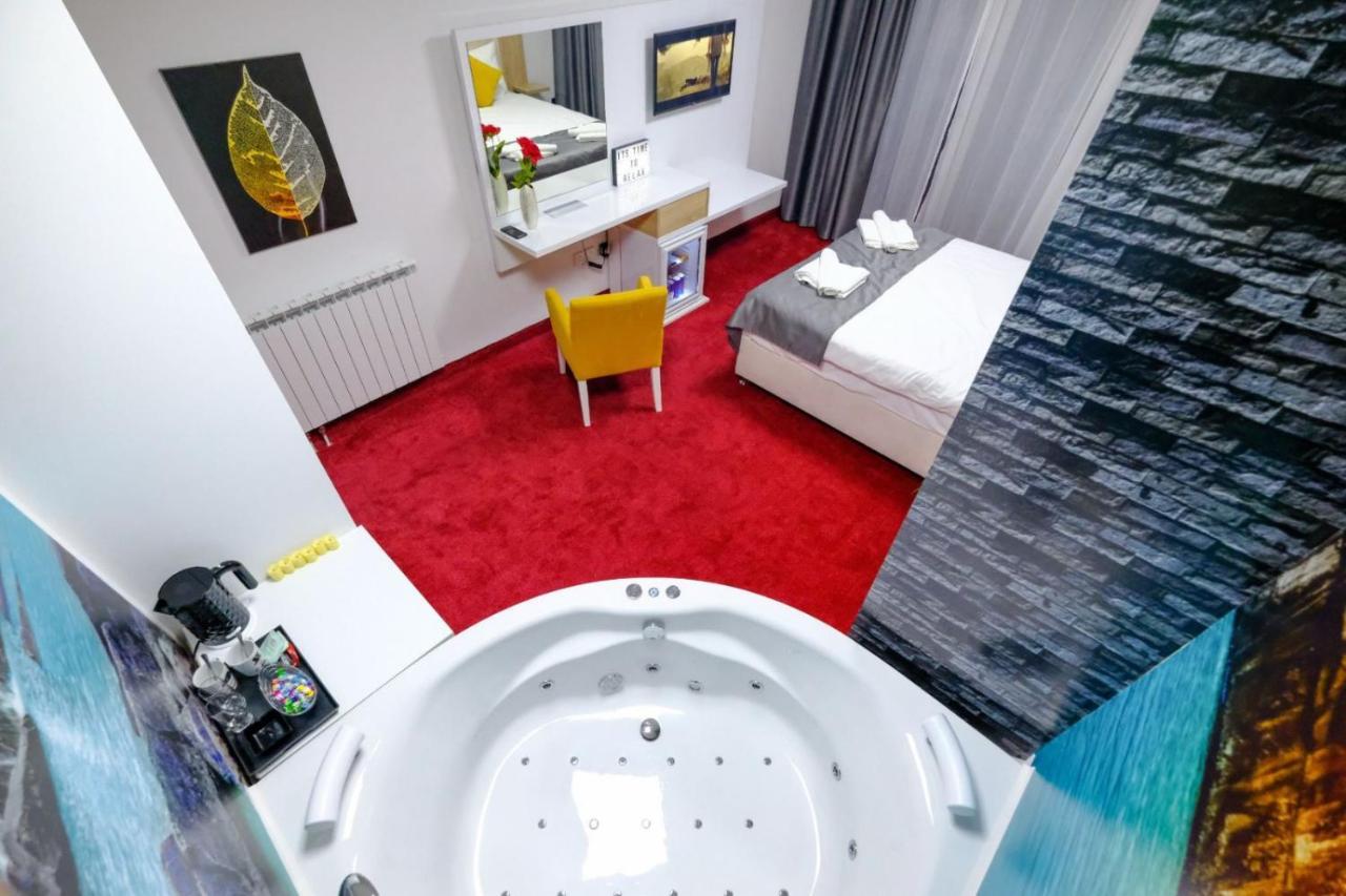 Delux Apartmani Bulevar SJJ Exteriör bild