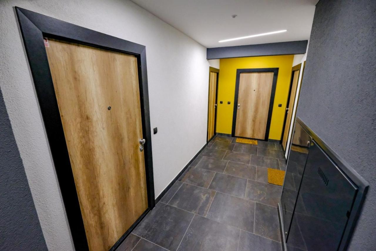 Delux Apartmani Bulevar SJJ Exteriör bild