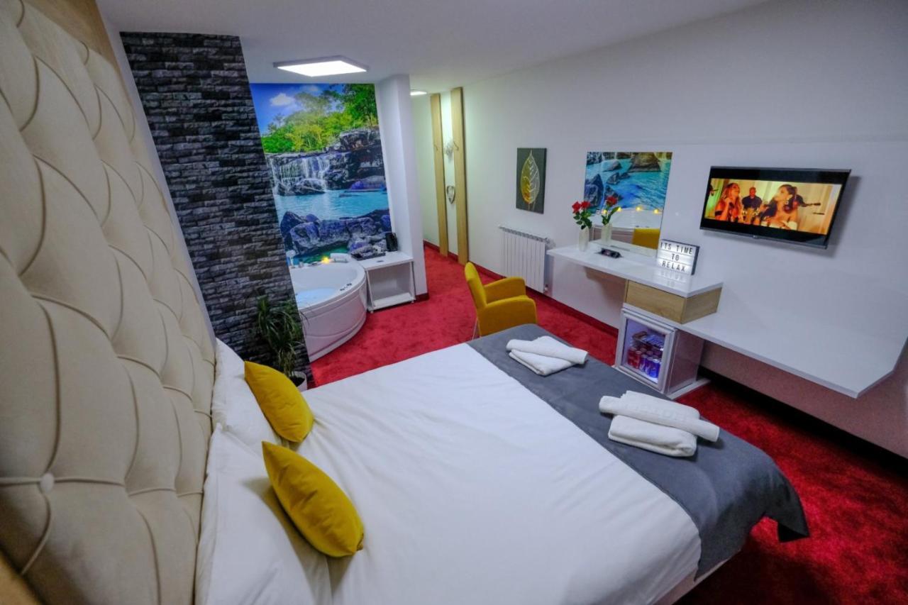 Delux Apartmani Bulevar SJJ Exteriör bild