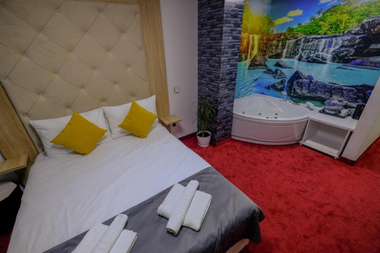 Delux Apartmani Bulevar SJJ Exteriör bild